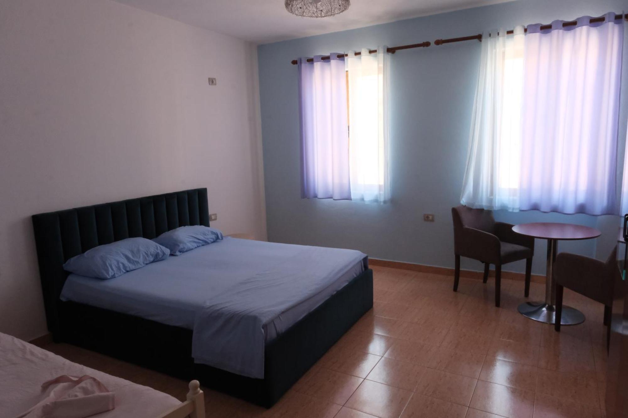 My Hostel - Privates And Dorms Shkodër 외부 사진