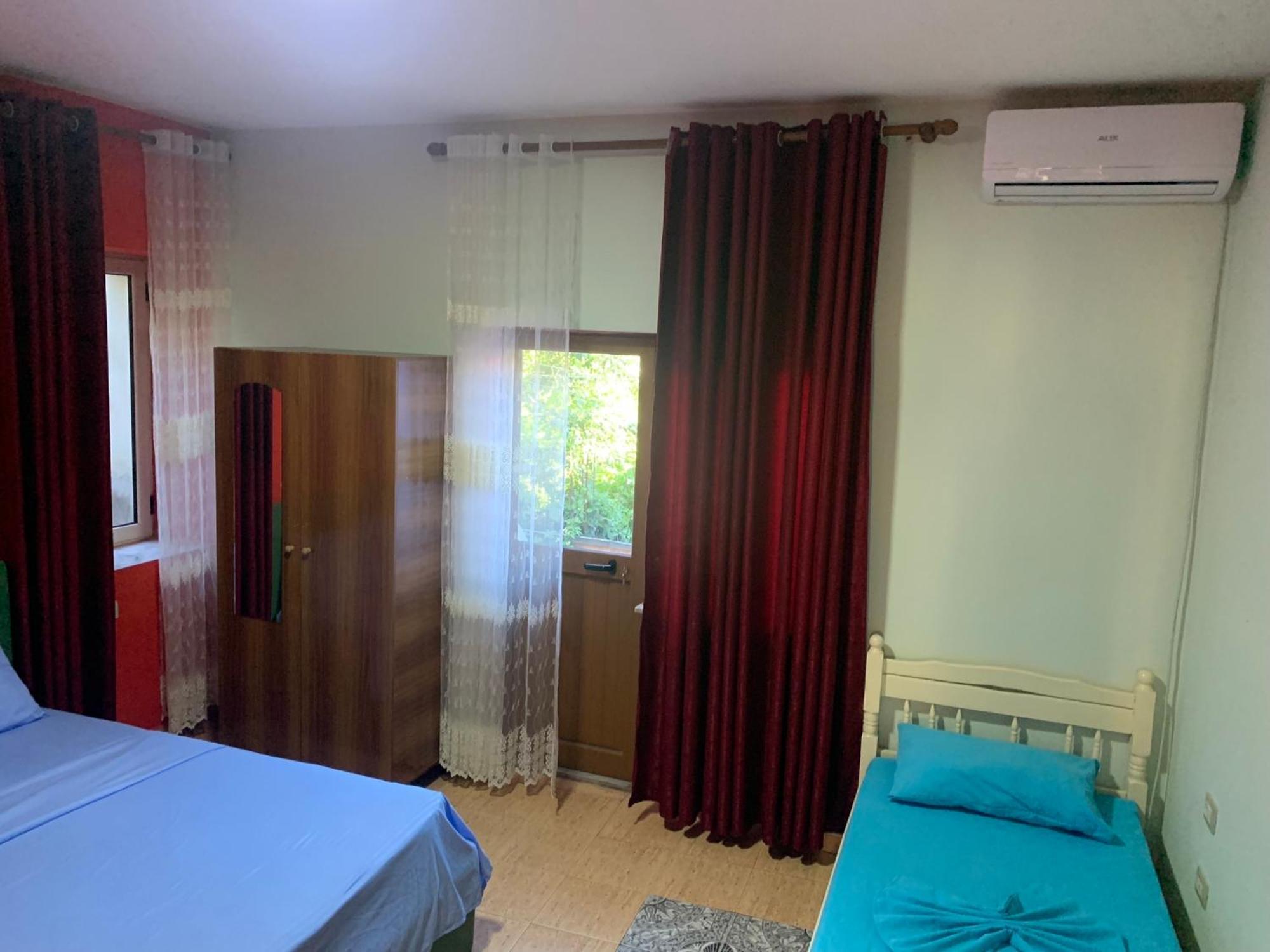 My Hostel - Privates And Dorms Shkodër 외부 사진